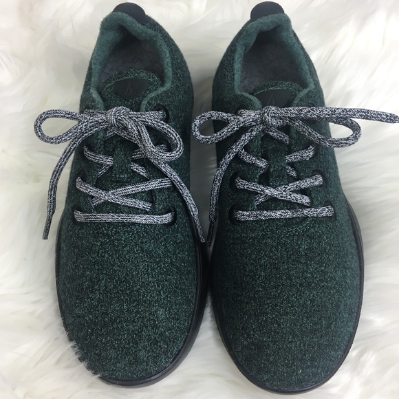 Allbirds women’s green and black wool runners - Picture 4 of 7